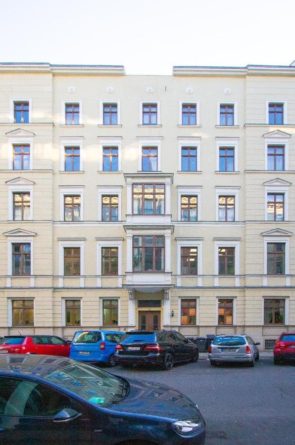 Ferienwohnung Charming Domicile Leipziger Auwald Exterior foto